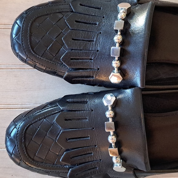 Sesto Meucci Italian Woven Leather Beaded Basket Maya Kiltie Flat Mules - Picture 2 of 8